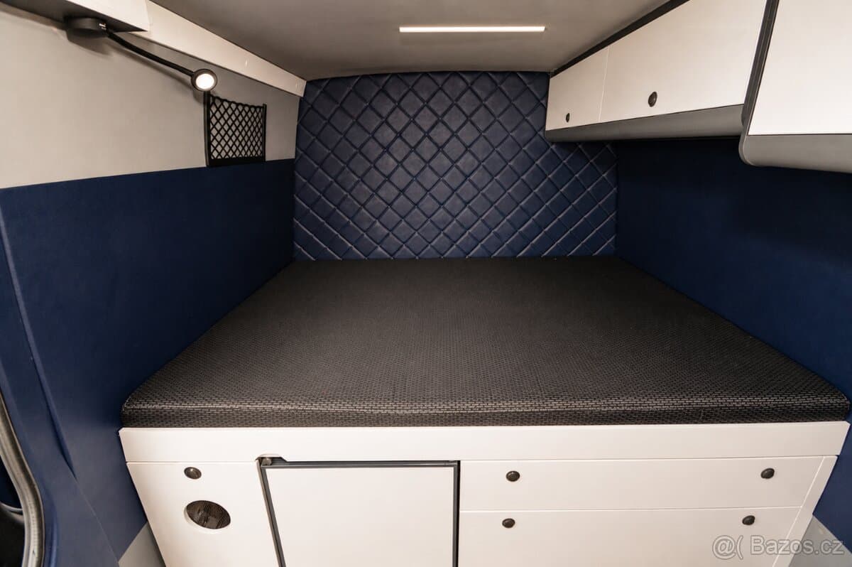 Mercedes-Benz SPRINTER - 12