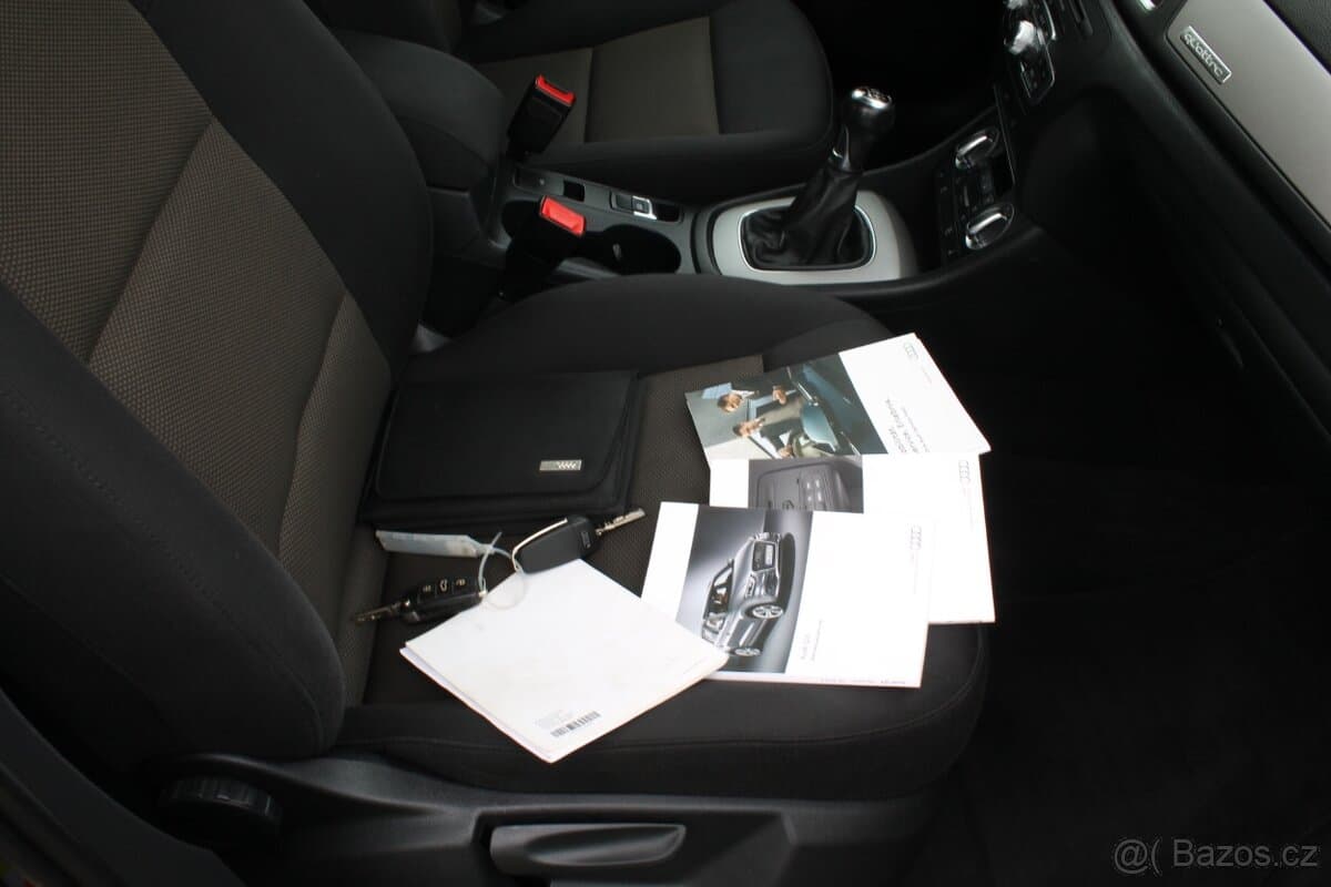 2012 Audi Q3 - 12