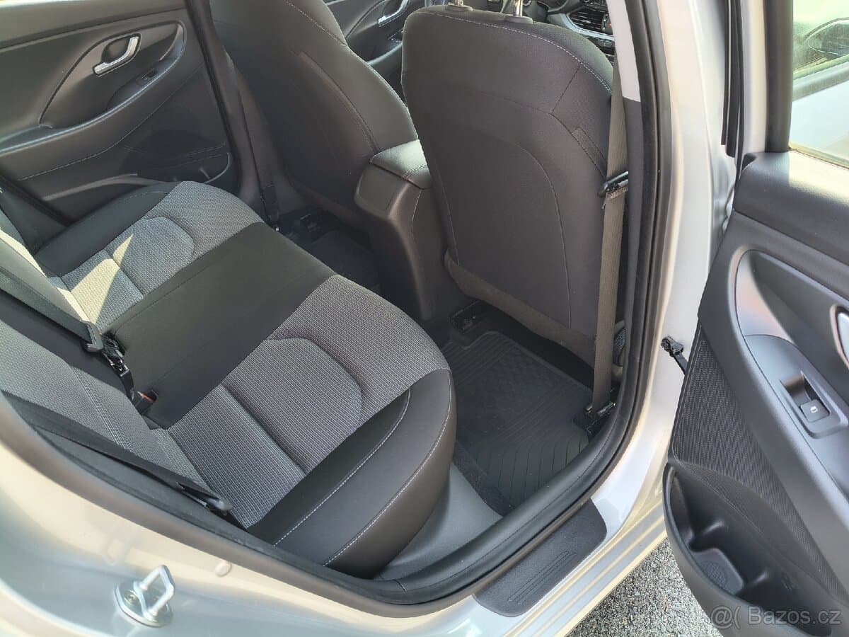 2017 Hyundai i30 - 12