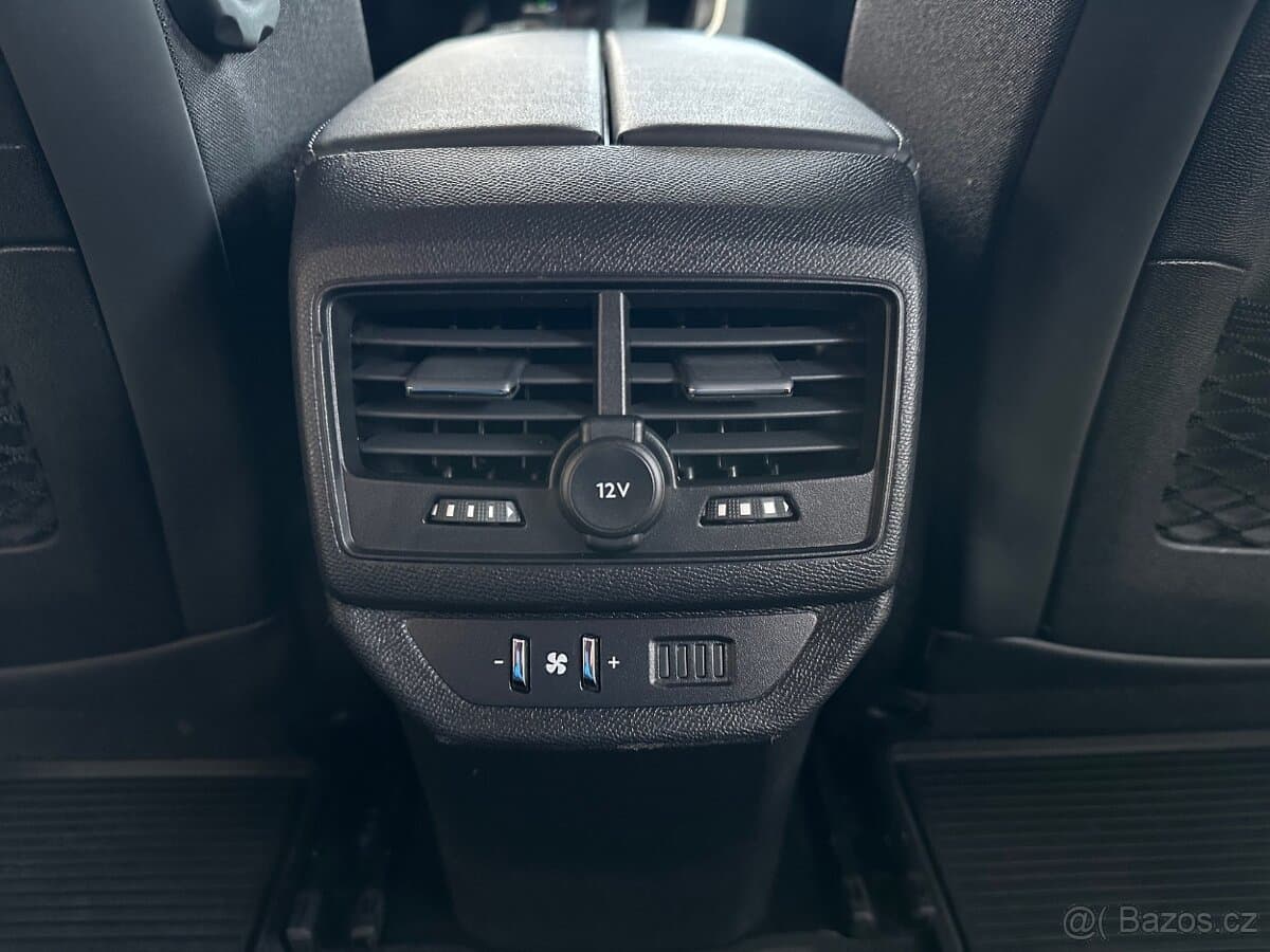 2020 Peugeot 5008 - 12