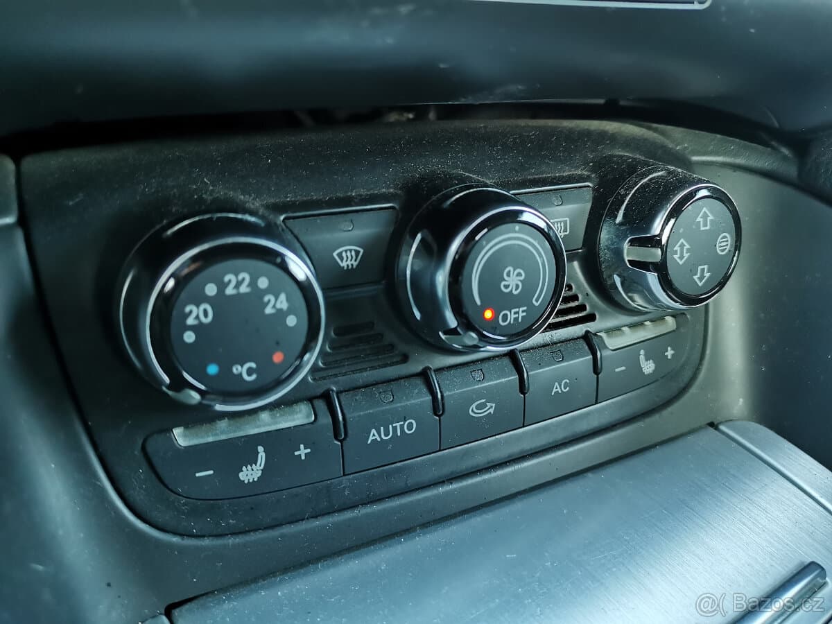 2006 Audi TT - 12