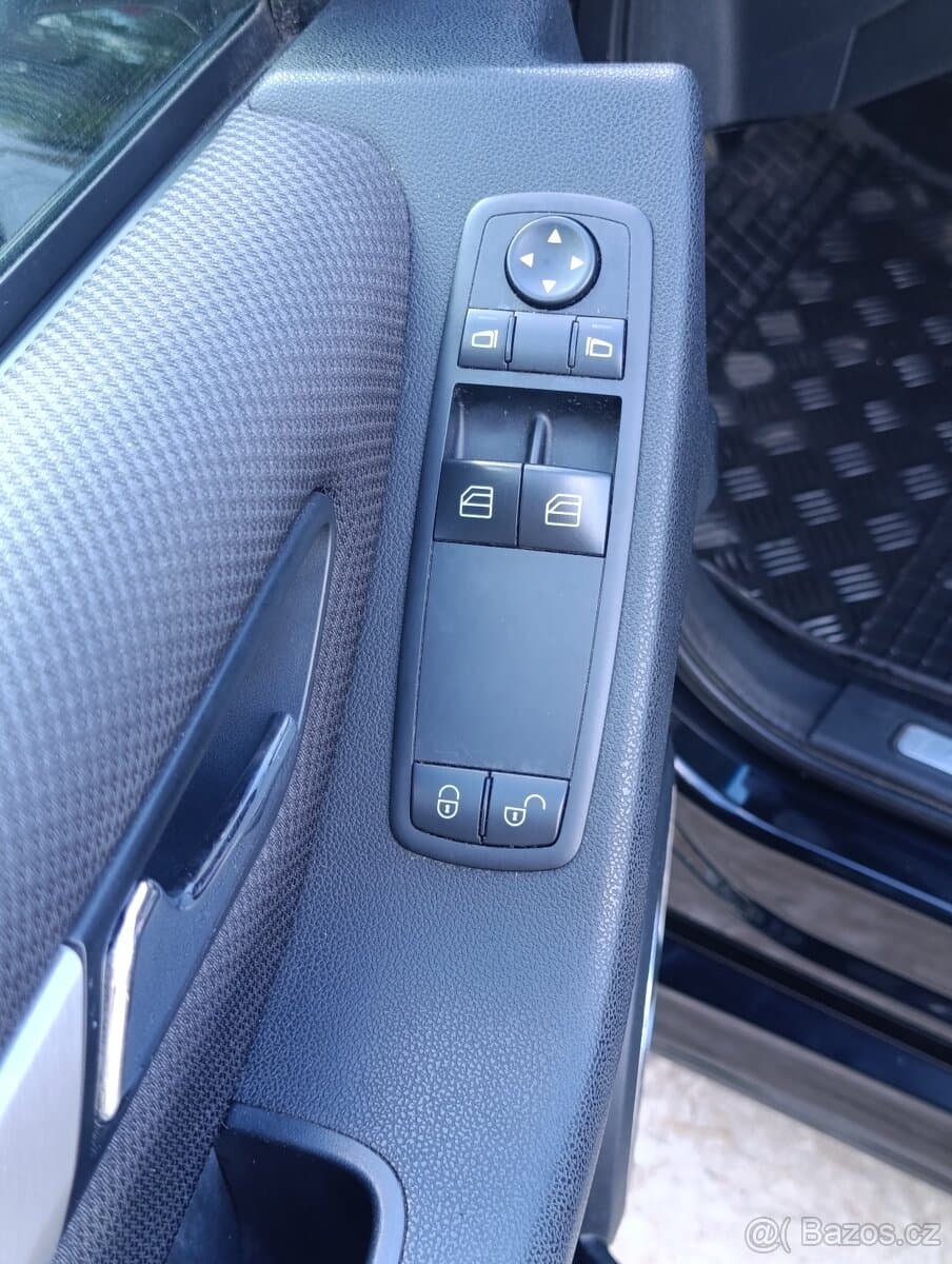 2010 Mercedes-Benz B-CLASS - 12