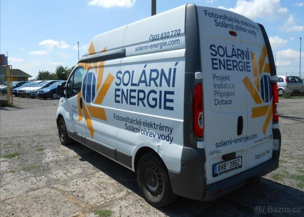 2011 Opel VIVARO - 12