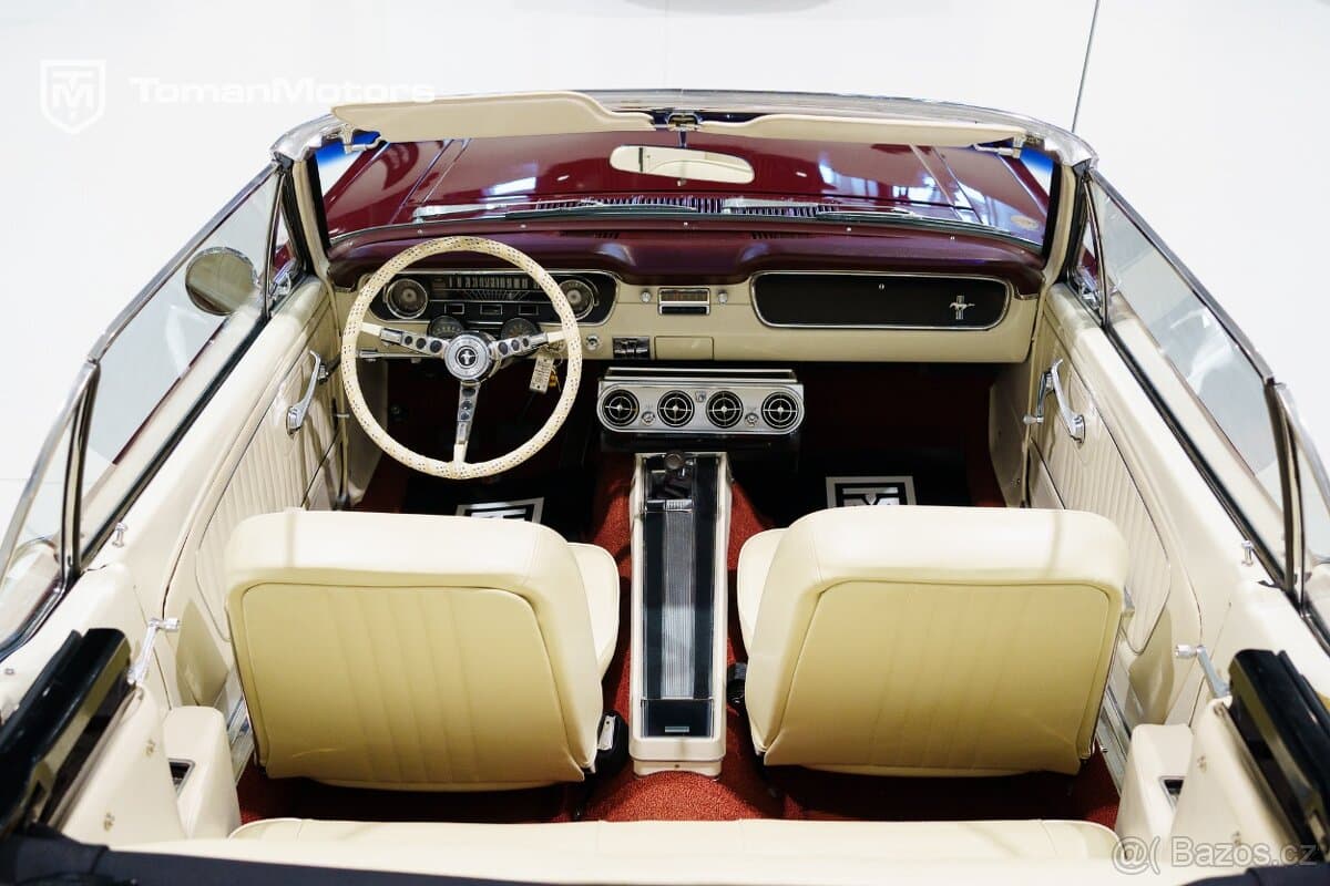 1965 Ford MUSTANG - 12