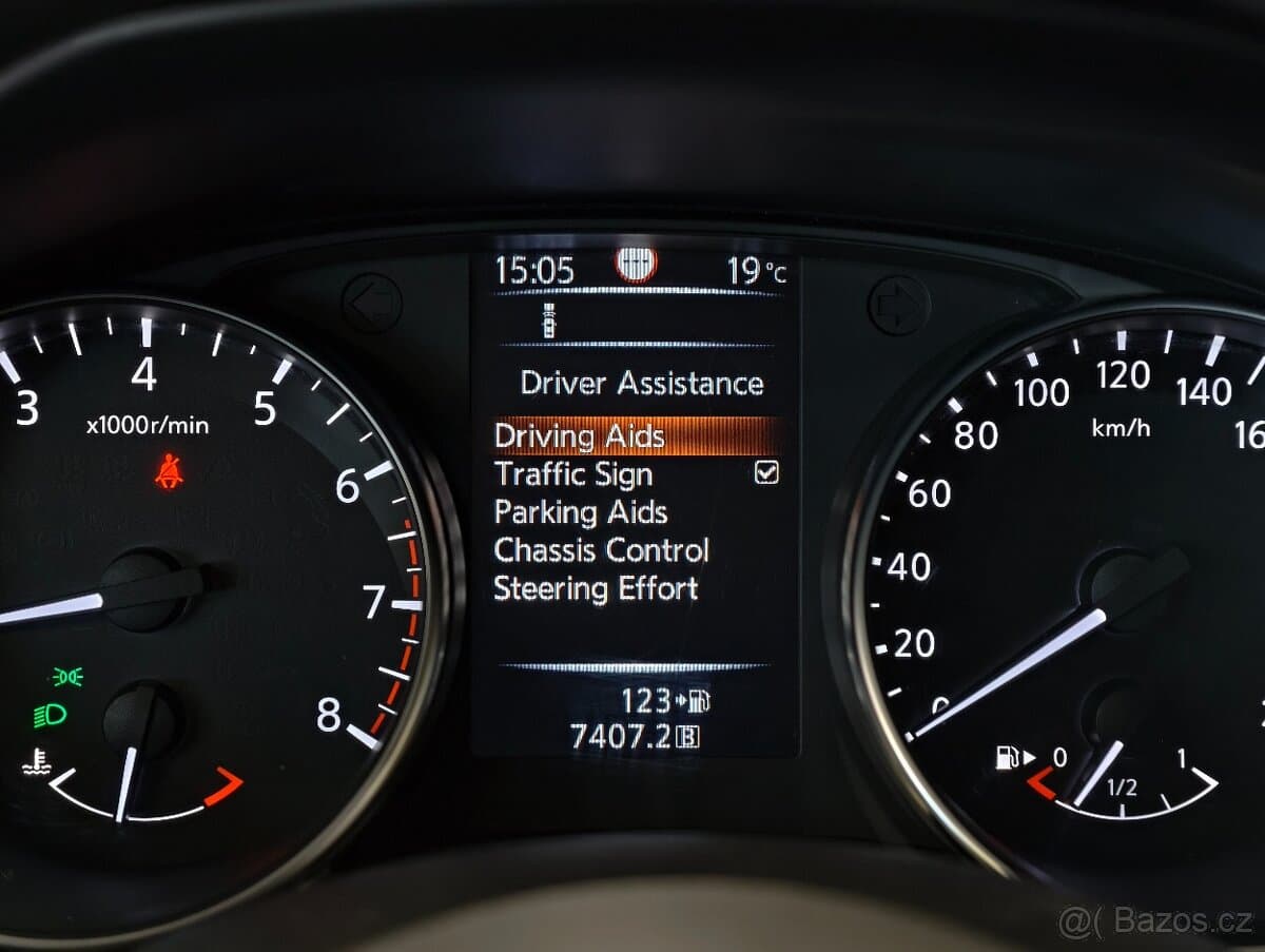 2017 Nissan QASHQAI - 12