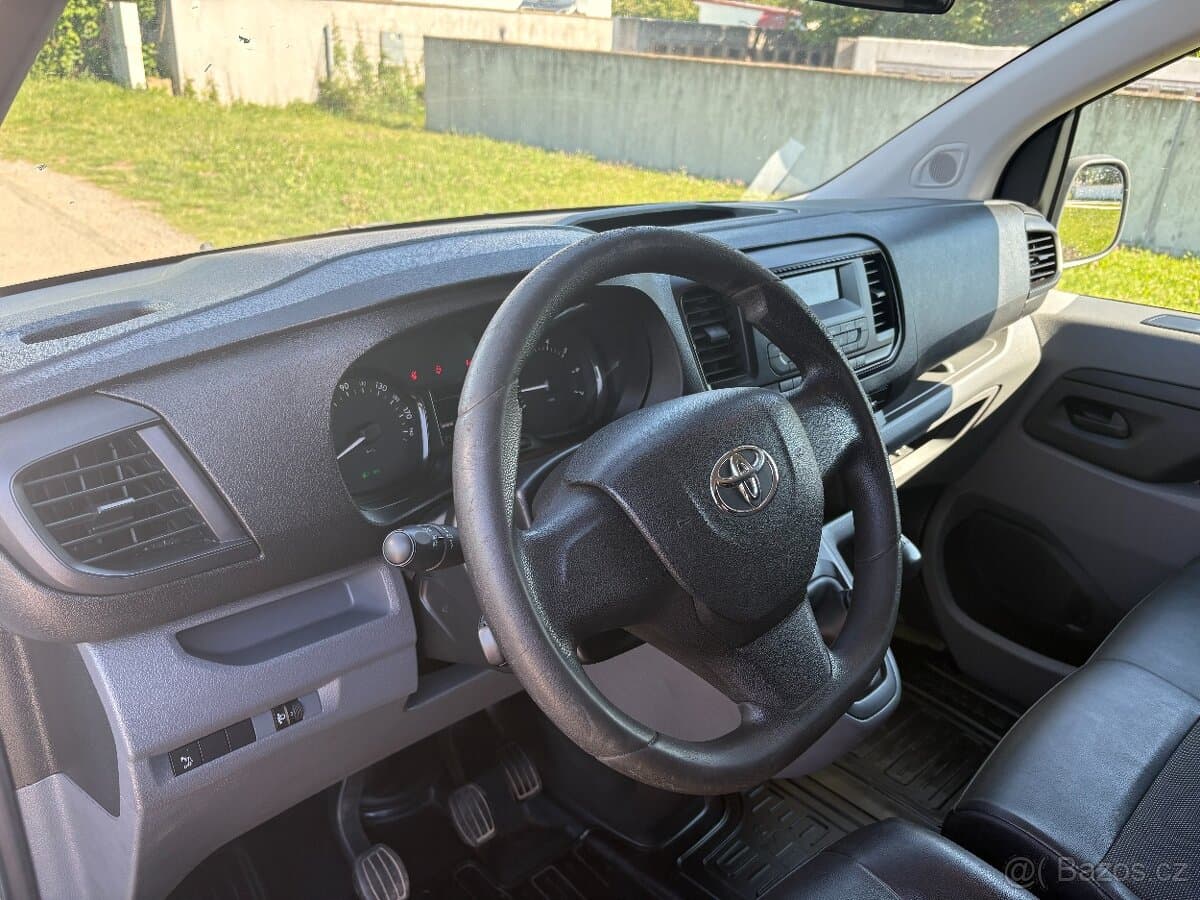 2018 Toyota PROACE - 12