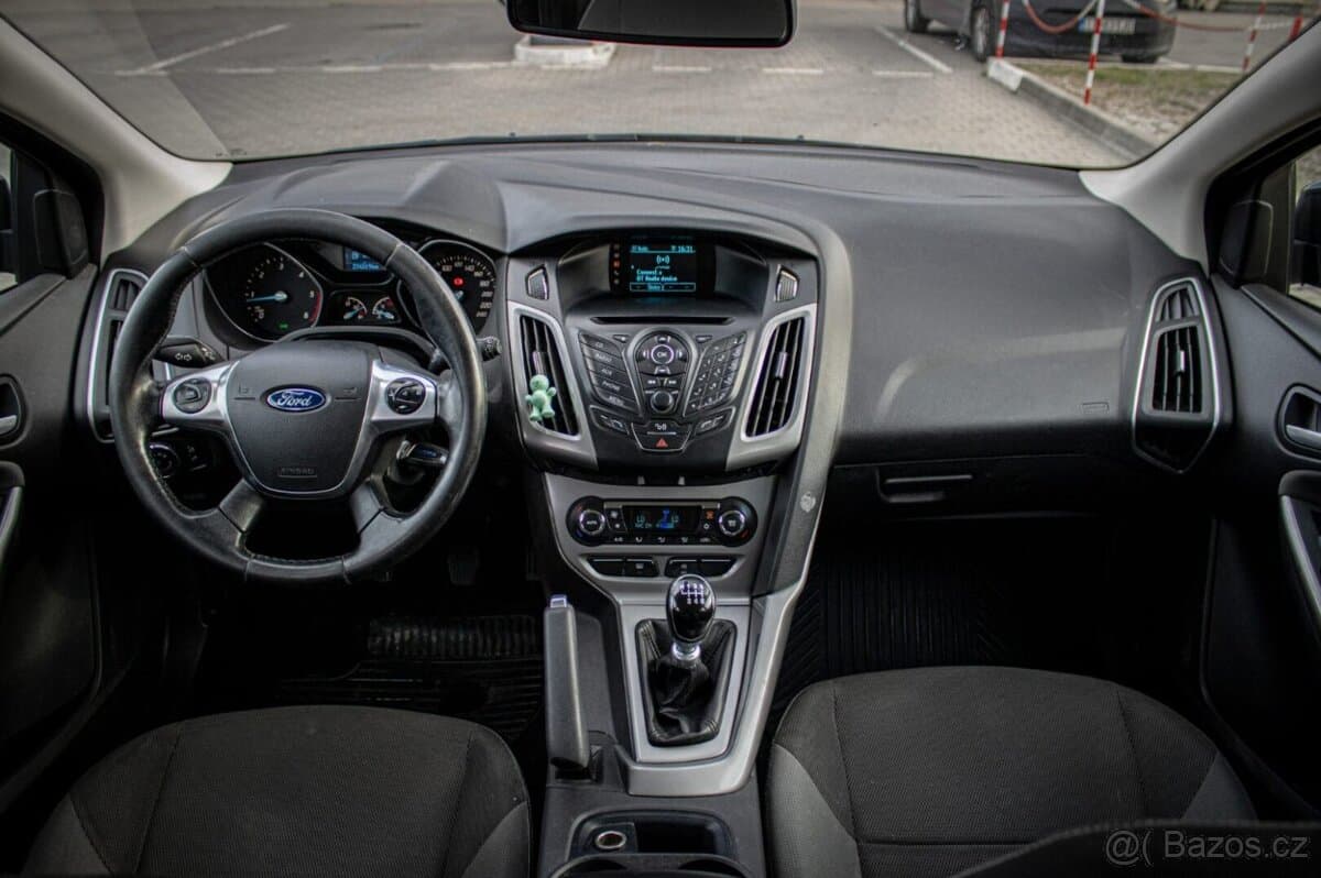 2014 Ford FOCUS - 12
