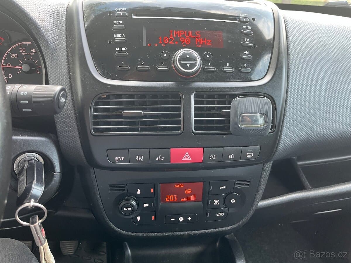 2012 Fiat DOBLO - 12