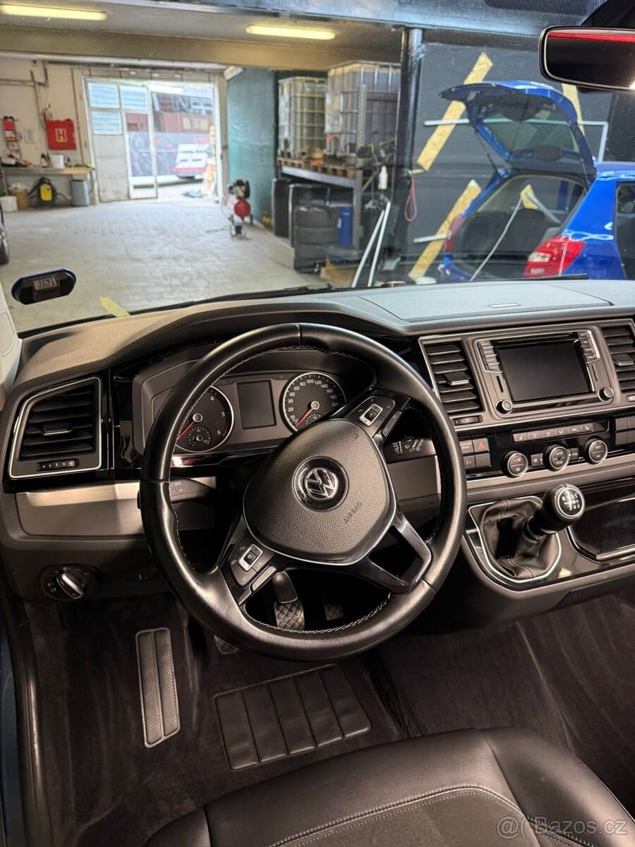 2016 Volkswagen MULTIVAN - 12