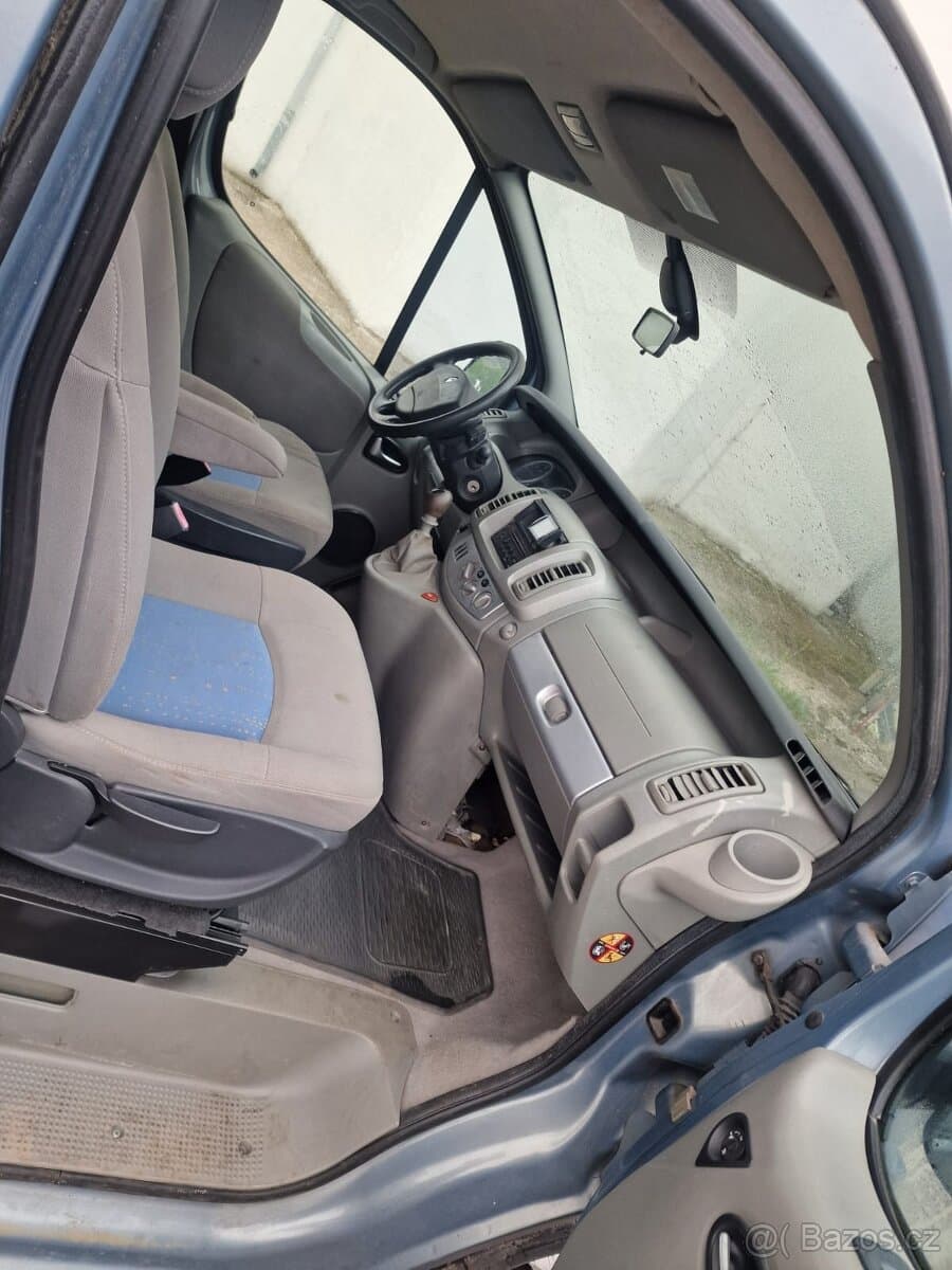 2008 Renault TRAFIC - 12