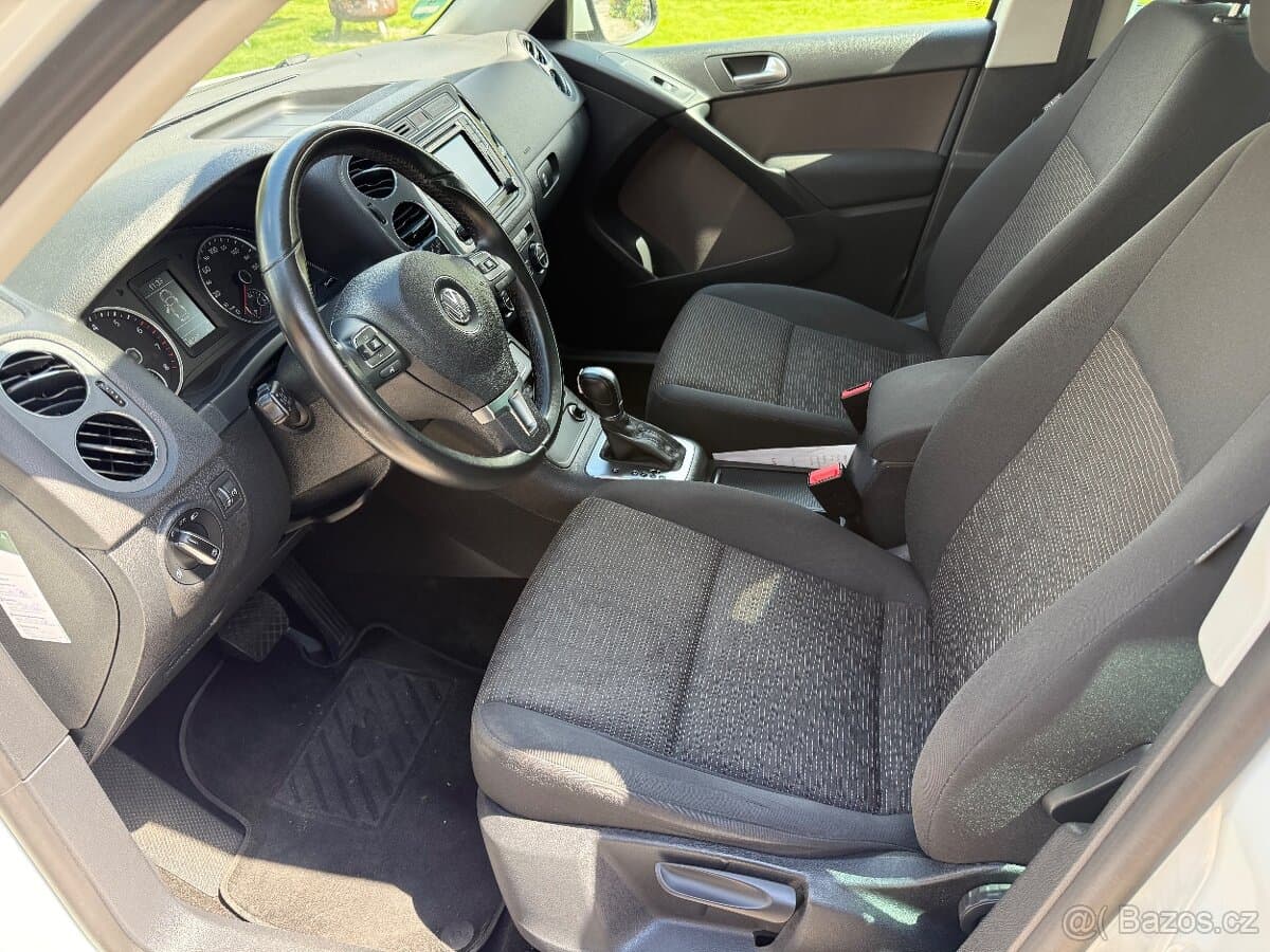 2015 Volkswagen TIGUAN - 12