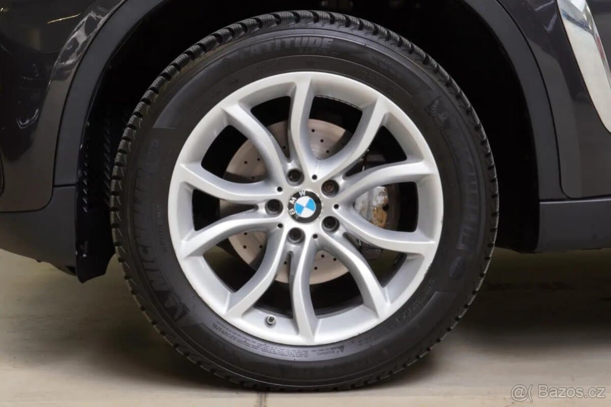 2015 BMW X6 - 12
