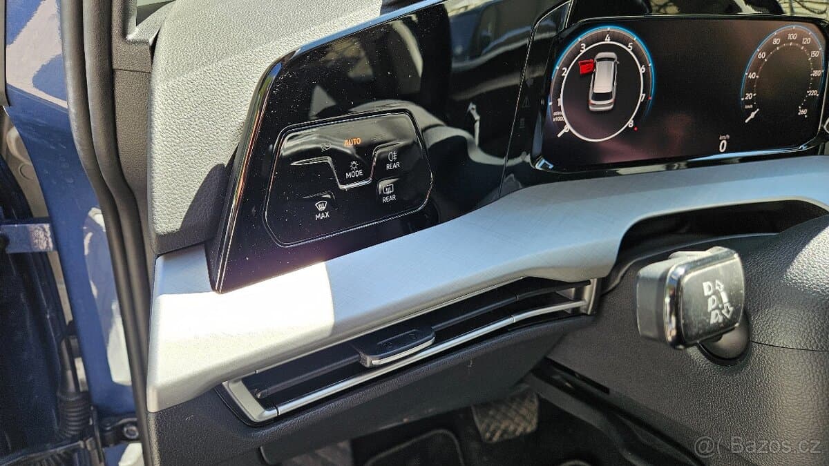 2025 Volkswagen GOLF - 12