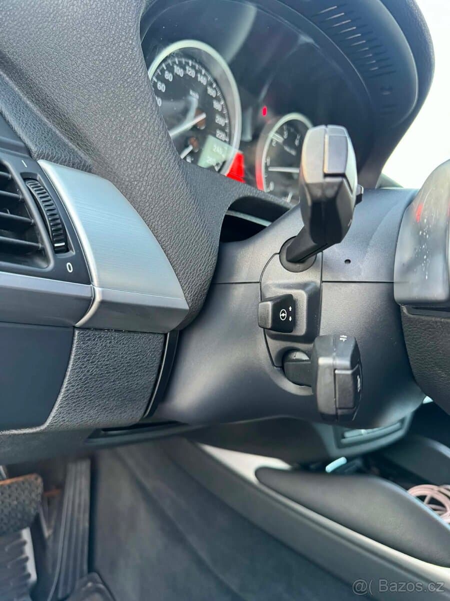 2010 BMW X6 - 12