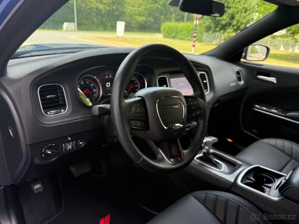 2022 Dodge CHARGER - 12