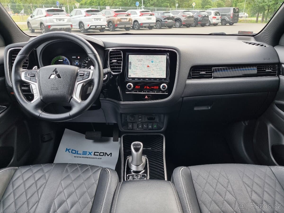 2021 Mitsubishi OUTLANDER - 12