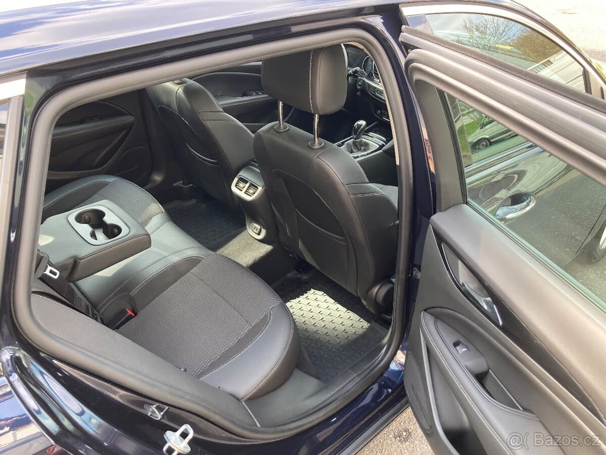 2019 Opel INSIGNIA - 12