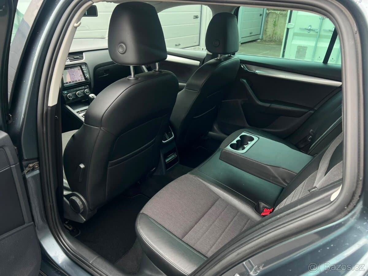 2015 Škoda OCTAVIA - 12