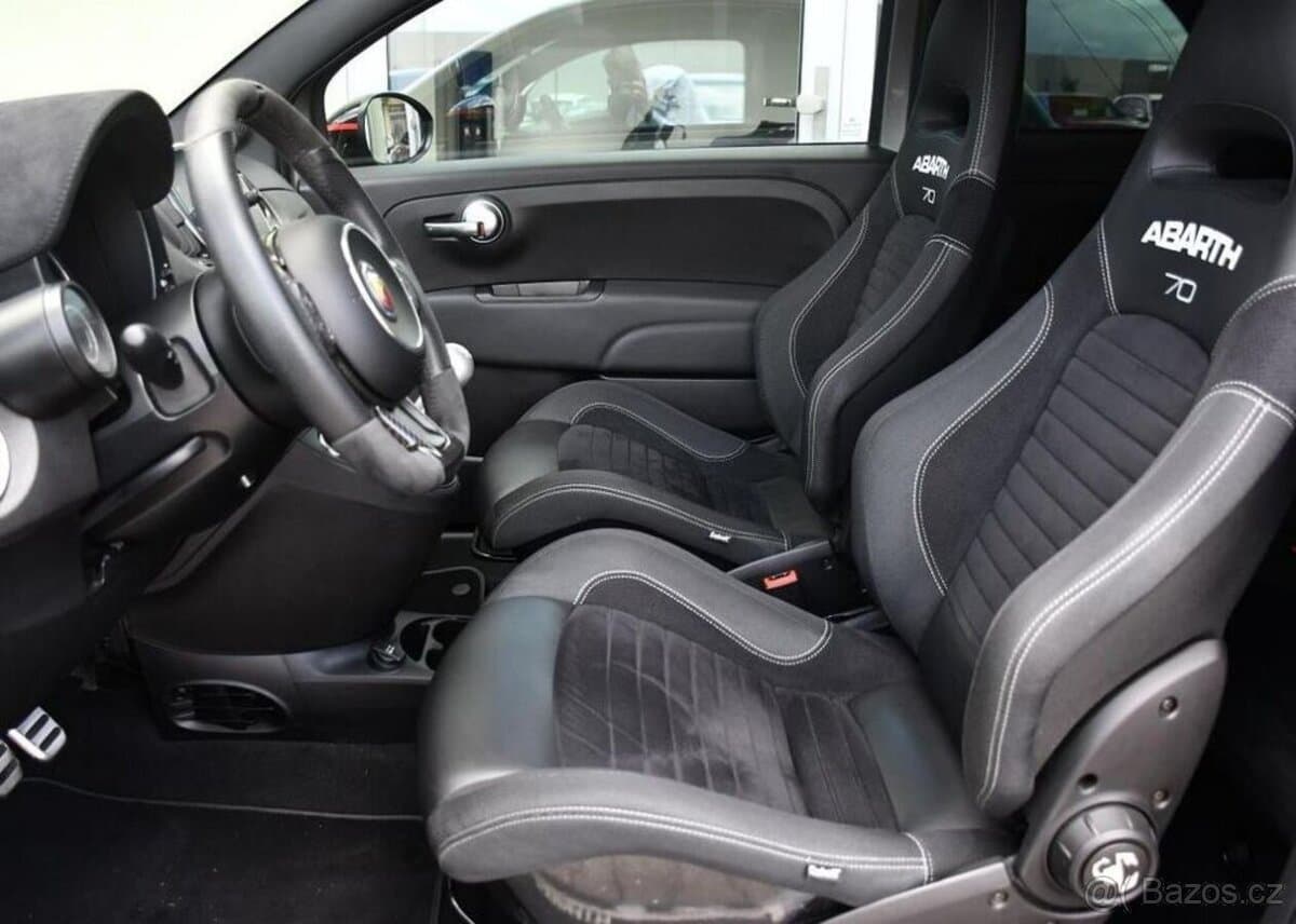 2019 Abarth 500 - 12