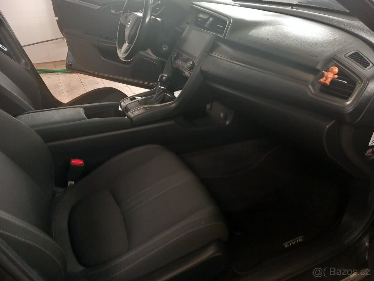 2017 Honda CIVIC - 12