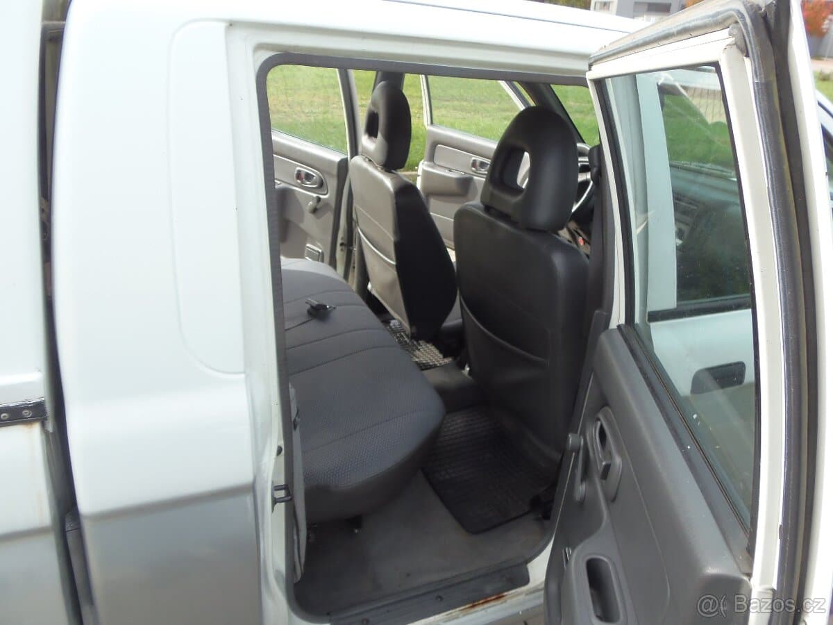 2003 Mitsubishi L200 - 12