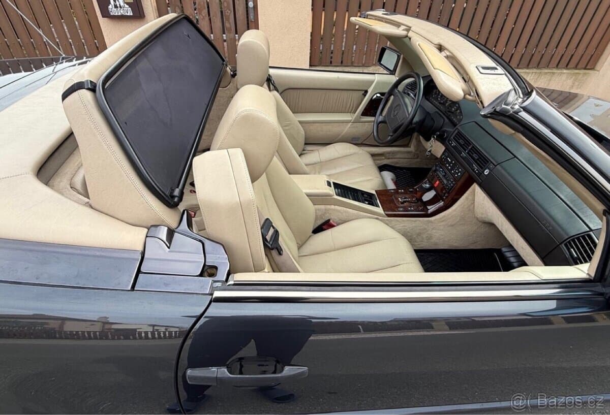 1995 Mercedes-Benz SL - 12