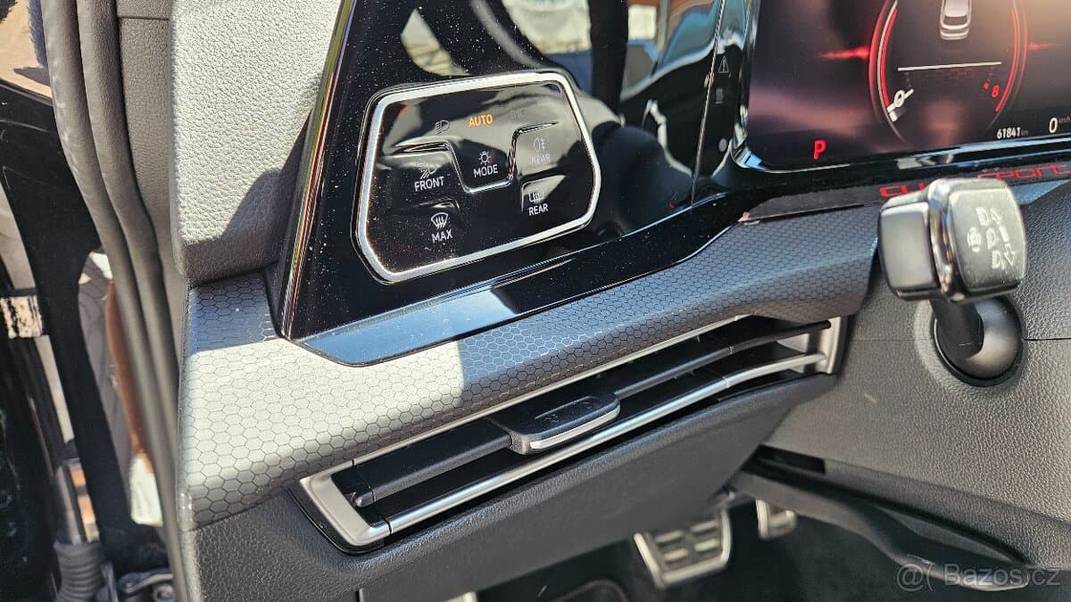 2024 Volkswagen GOLF - 12