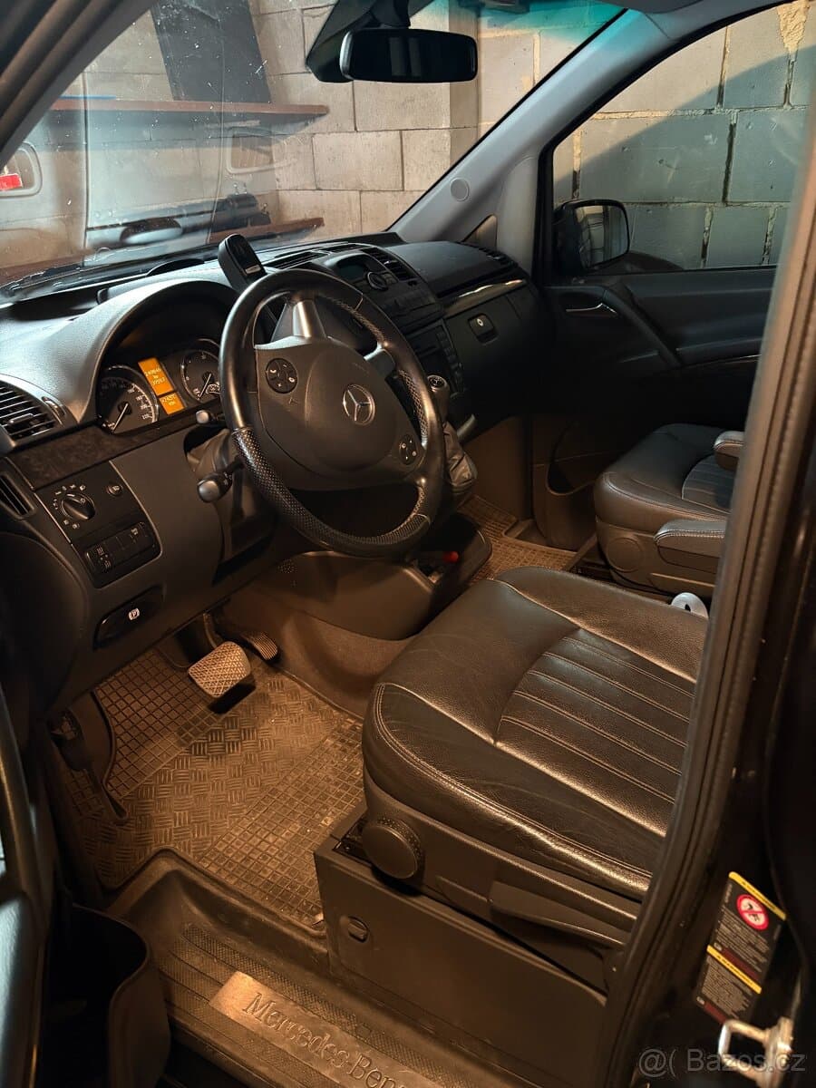 2010 Mercedes-Benz VIANO - 12