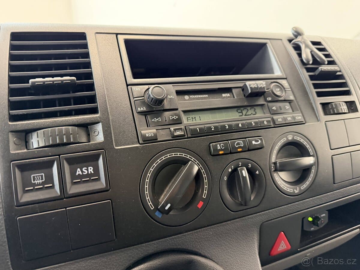 2004 Volkswagen TRANSPORTER - 12