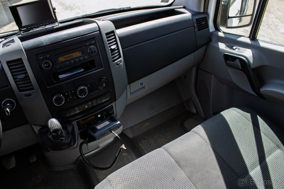 2012 Mercedes-Benz SPRINTER - 12