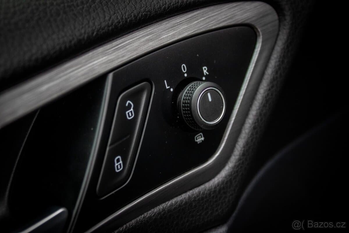 2019 Volkswagen GOLF - 12