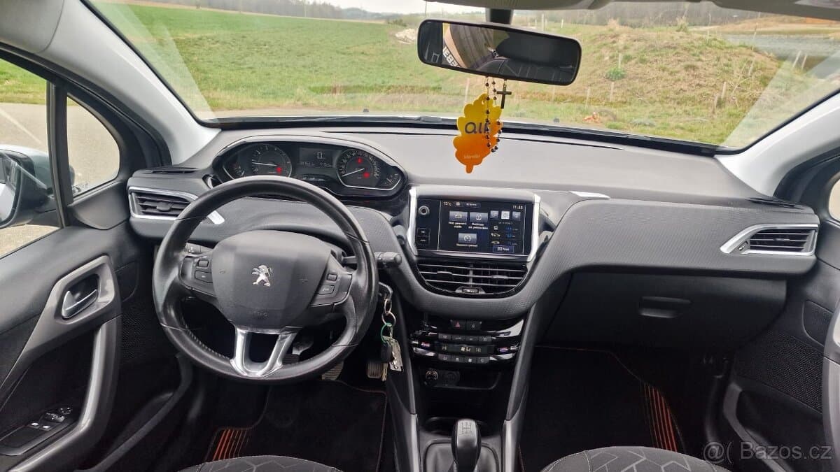 2016 Peugeot 2008 - 12