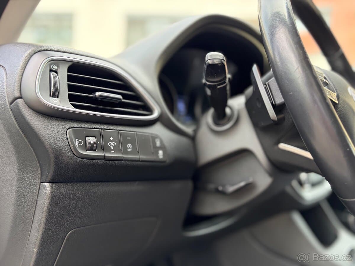 2021 Hyundai i30 - 12