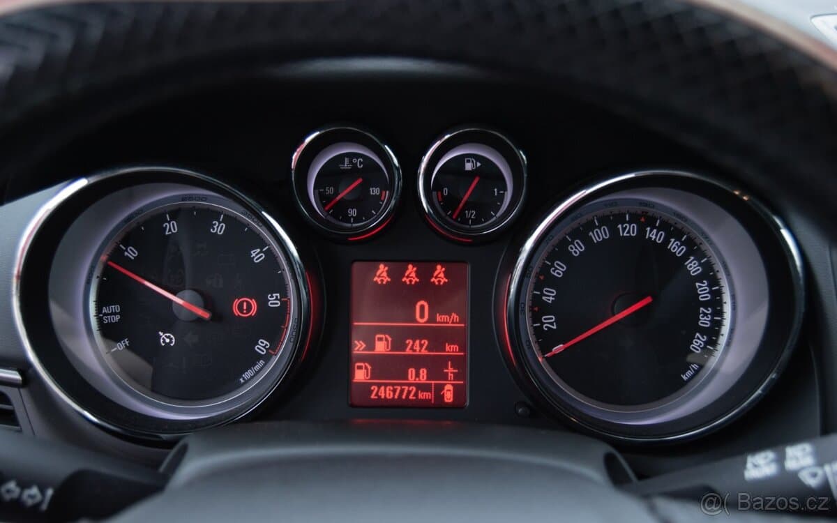 2015 Opel ZAFIRA - 12