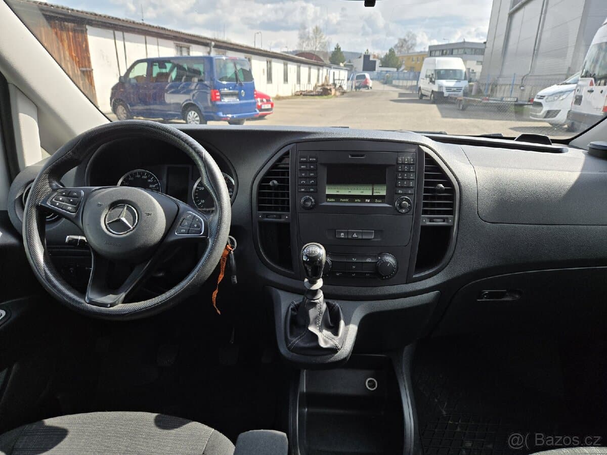 2019 Mercedes-Benz VITO - 12