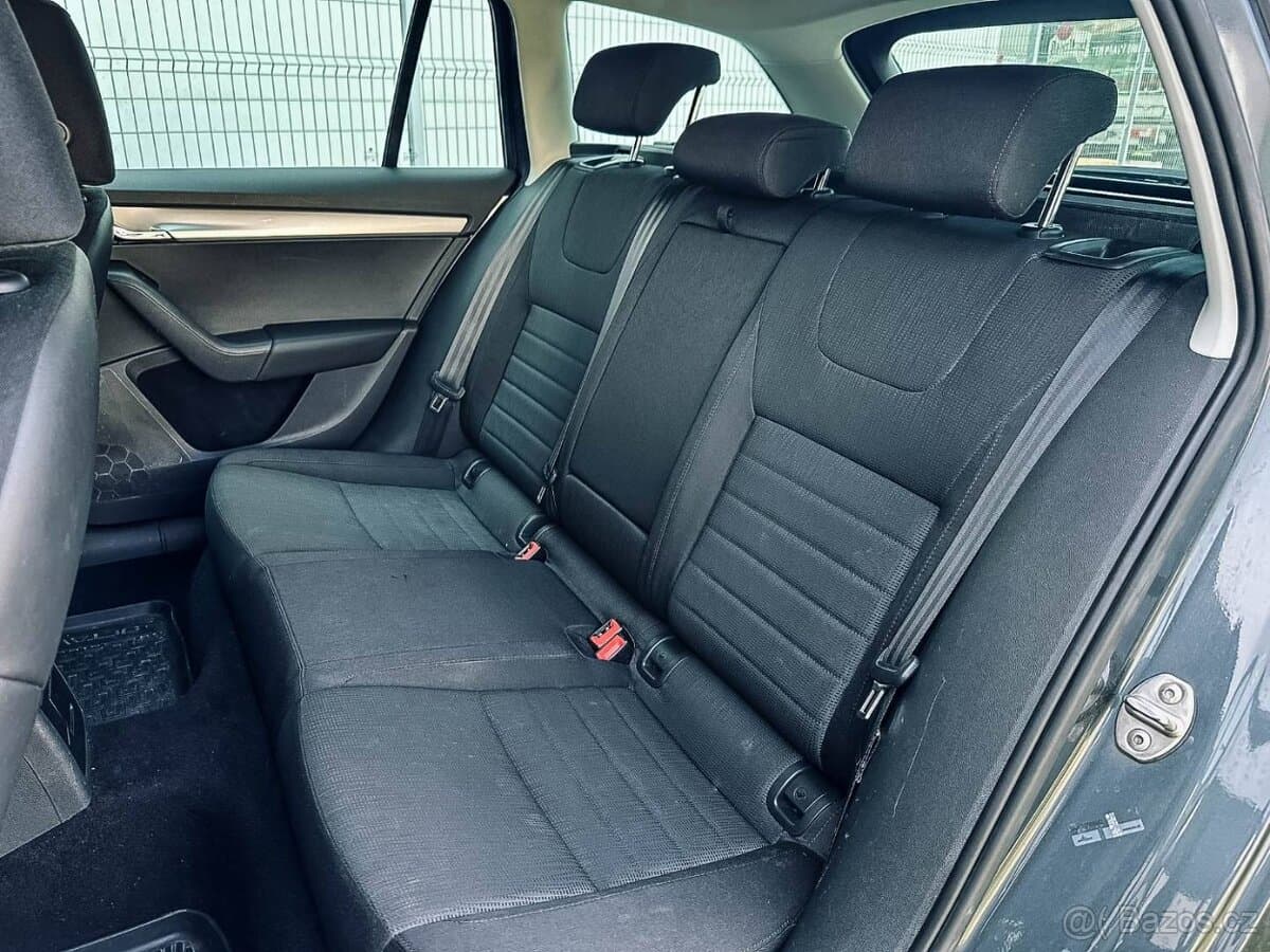 2014 Škoda OCTAVIA - 12