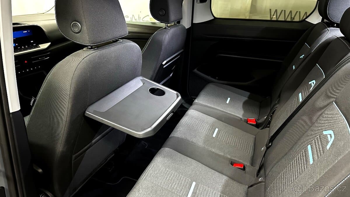 2025 Ford TOURNEO - 12