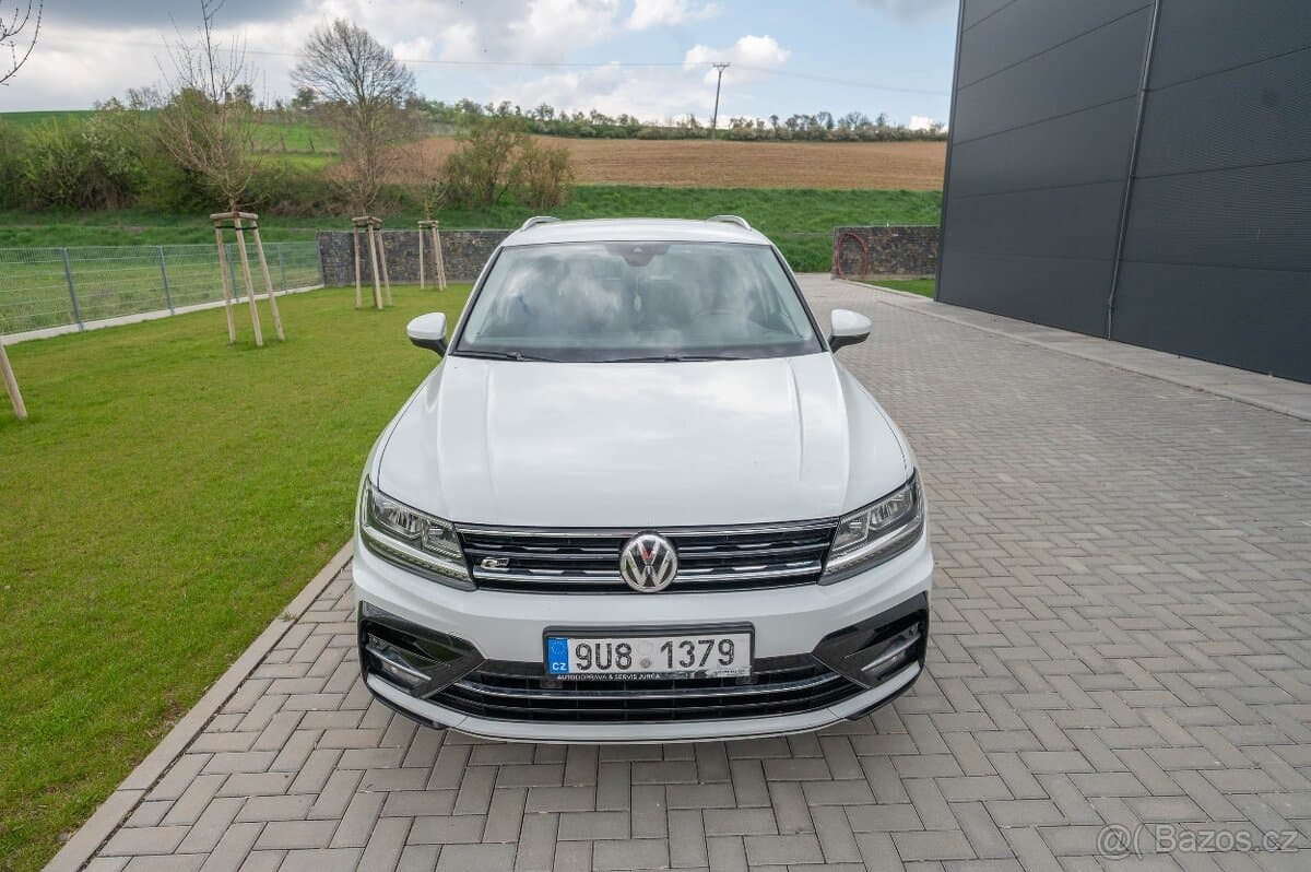 2018 Volkswagen TIGUAN - 12