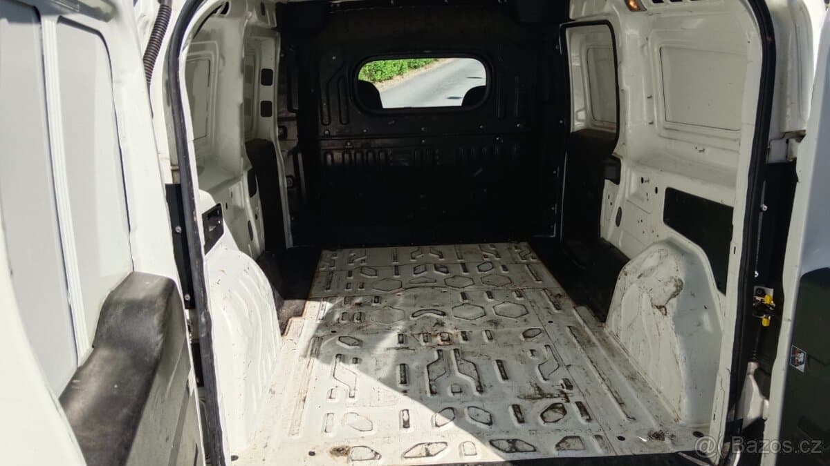 2016 Fiat DOBLO - 12