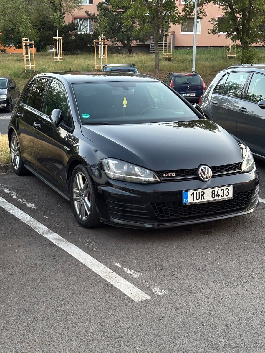2015 Volkswagen GOLF - 12