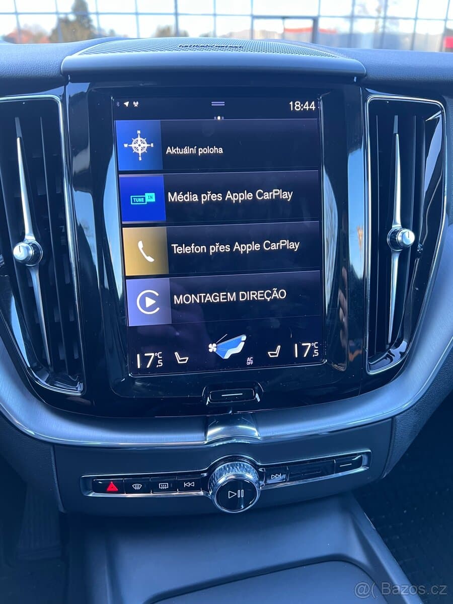 2021 Volvo XC60 - 12