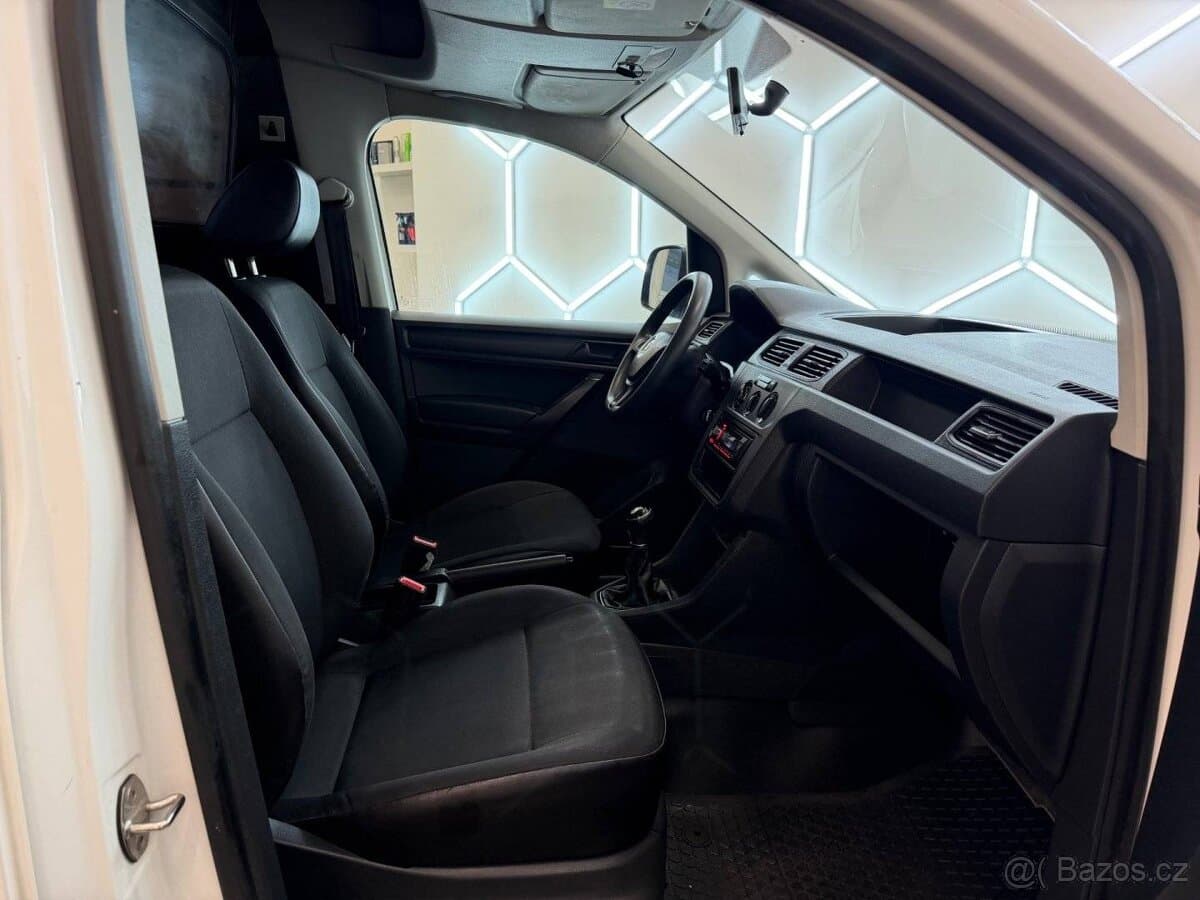 2019 Volkswagen CADDY - 12