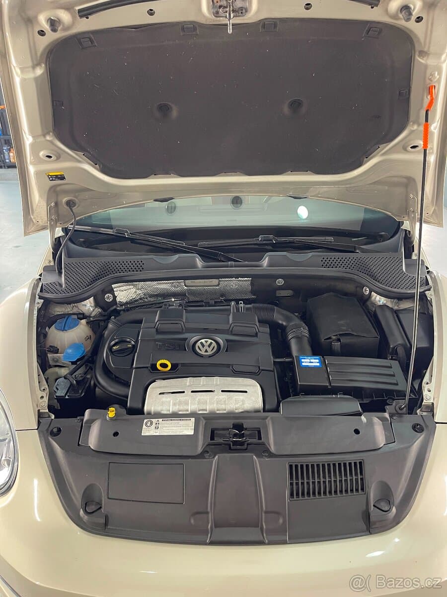 2014 Volkswagen BEETLE - 12