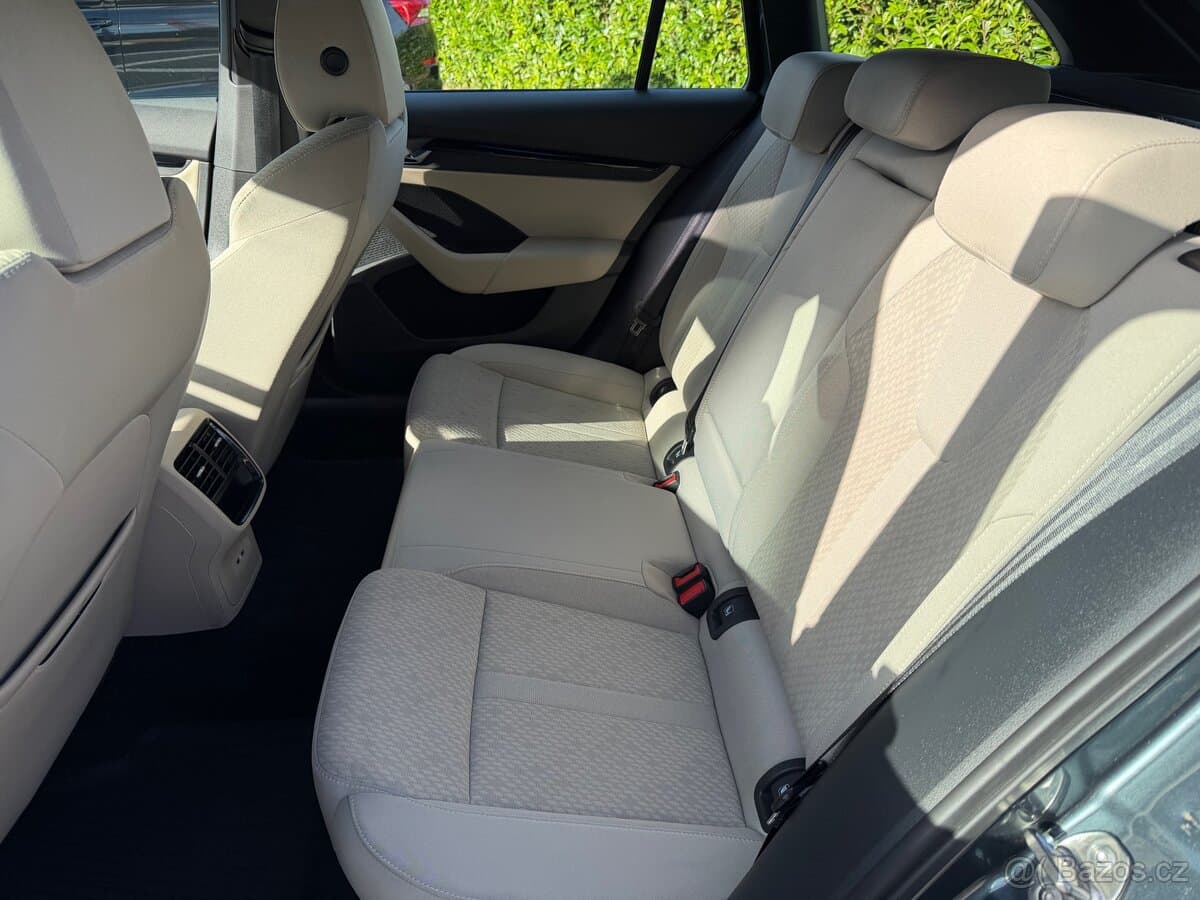 2021 Škoda OCTAVIA - 12