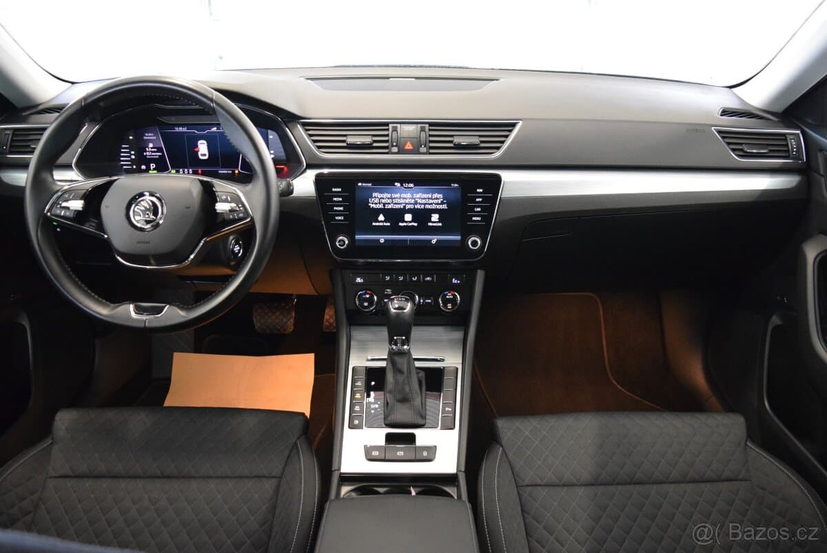 2021 Škoda SUPERB - 12