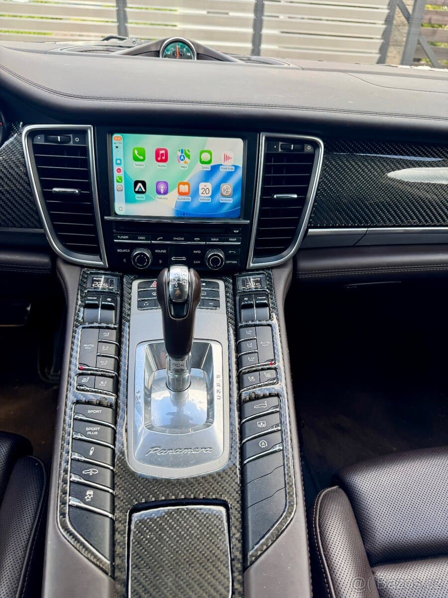 2010 Porsche PANAMERA - 12