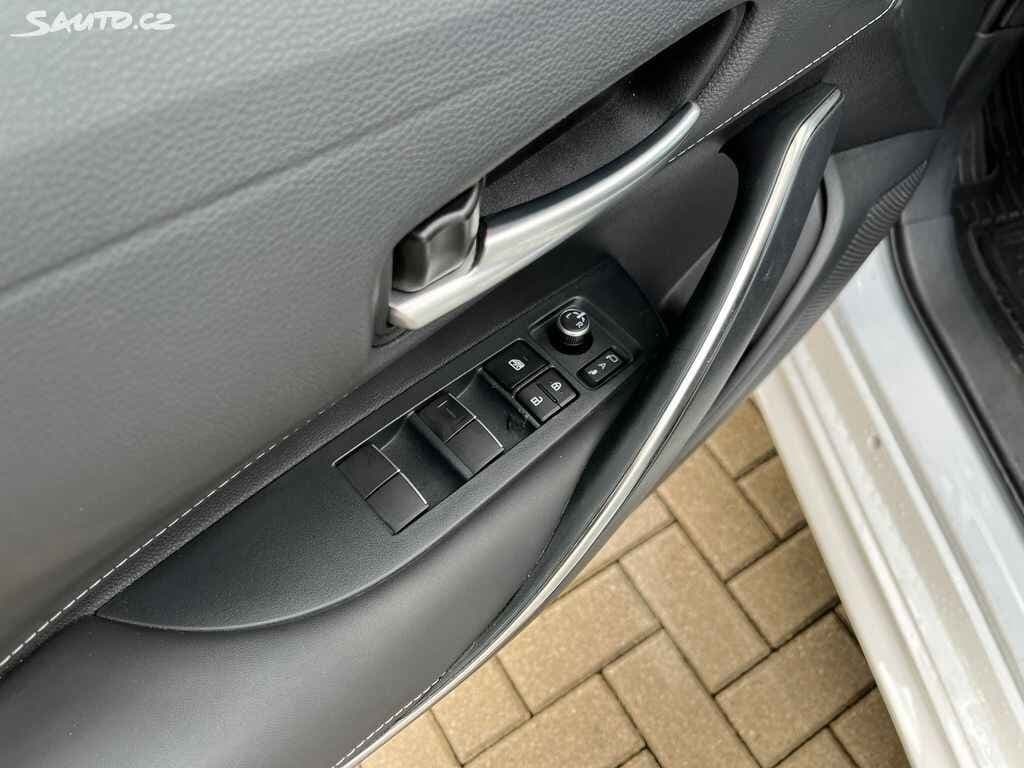 2023 Toyota COROLLA - 12