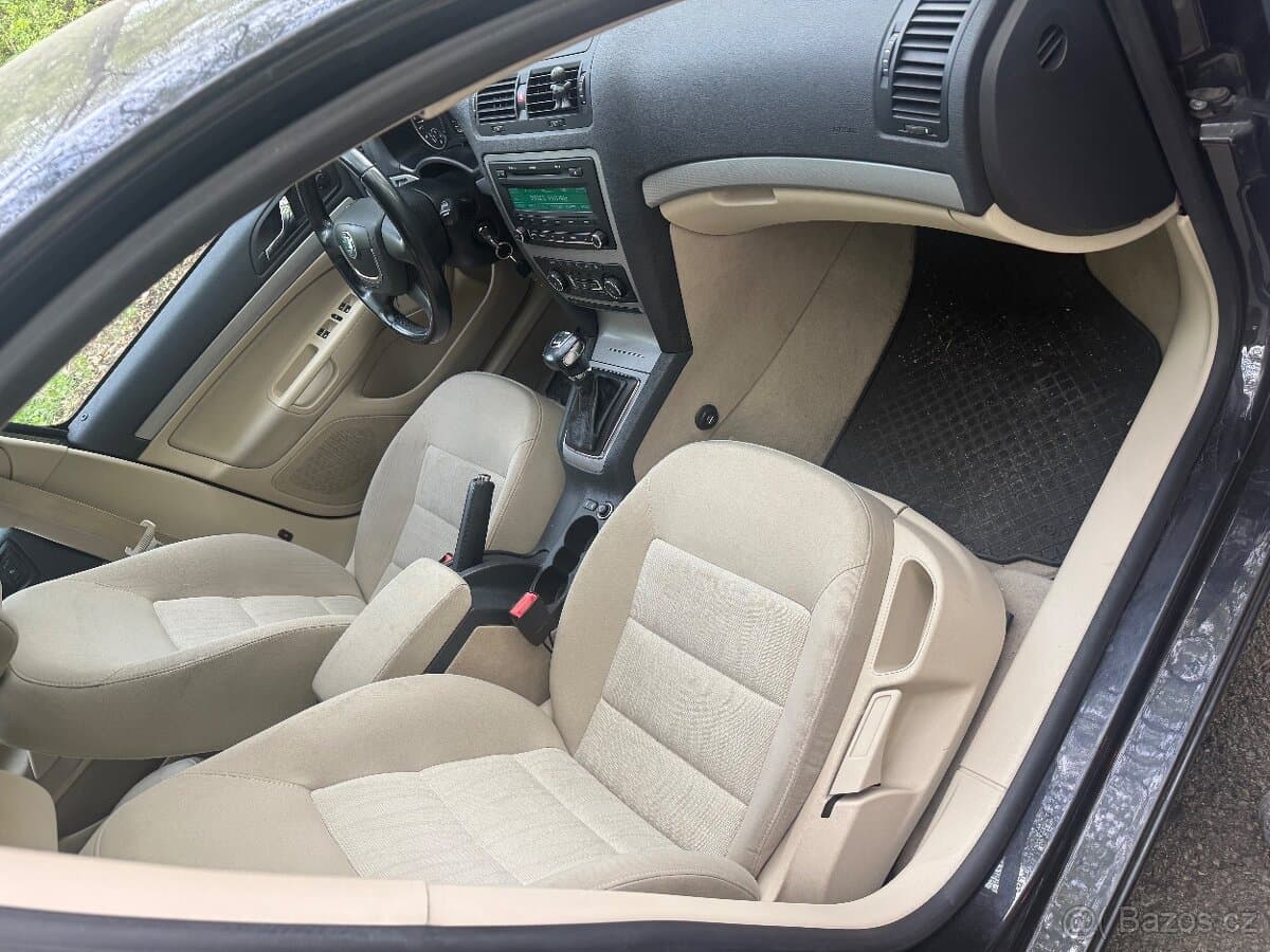 2011 Škoda OCTAVIA - 12