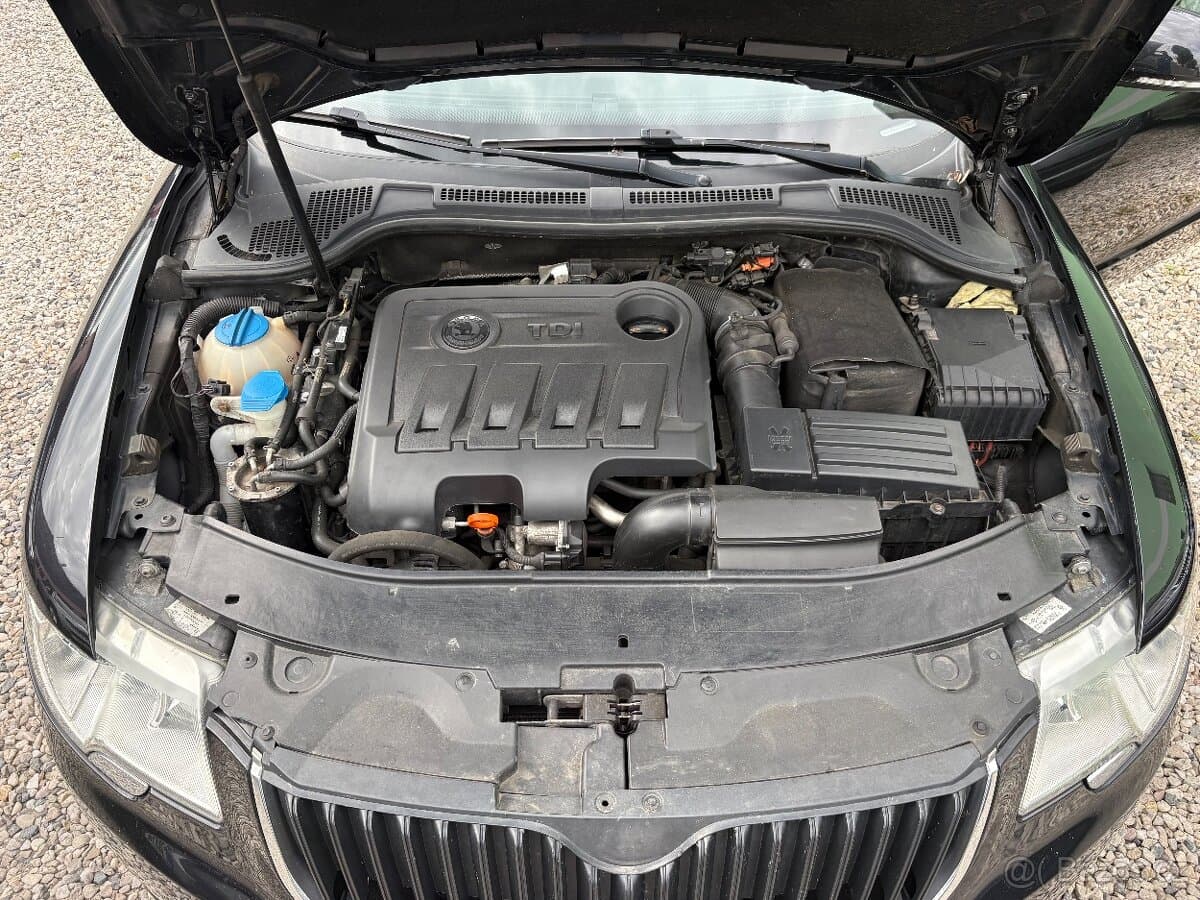 2012 Škoda SUPERB - 12
