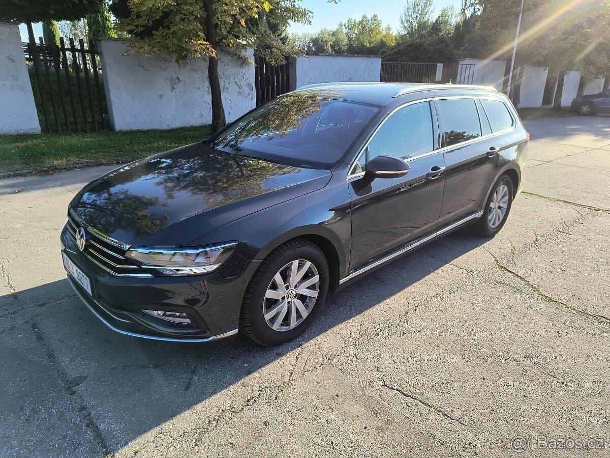 2020 Volkswagen PASSAT - 12